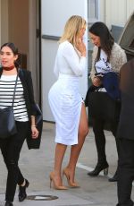 KHLOE KARDASHIAN Out and About in Los Angeles 02/22/2016