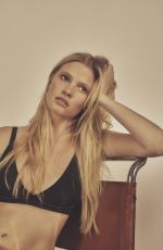 LARA STONE for Vogue Magazine, Korea March 2016 Issue