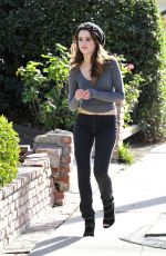 LAURA MARANO Getting Her Mail in Los Angeles 02/15/2016