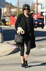 LISA RINNA Leaves a Yoga Class in Los Angeles 01/26/2016