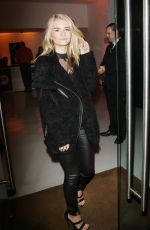 LOTTIE MOSS at Centrepoint Ultimate Pub Quiz in London 02/02/2016