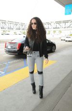 MADISON PETTIS Arrives at Los Angeles International Airport 01/30/2016