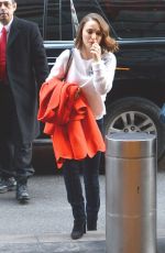 NATALIEPORTMAN Arrives at Good Morning America in New York 01/27/2016
