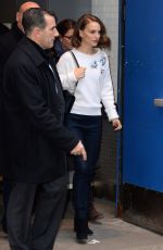 NATALIEPORTMAN Arrives at Good Morning America in New York 01/27/2016