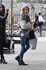 OLIVIA PALERMO Arrives at Her Apartment in New York 02/01/2016
