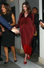 Pregnant ANNE HATHAWAY Leaves Leonardo DiCaprio