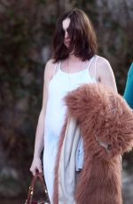 Pregnant ANNE HATHAWAY Out and About in Los Angeles 01/29/2016