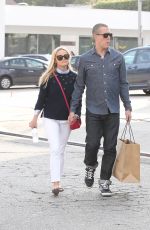 REESE WIHERSPOON Out Shopping in West Hollywood 01/30/2016