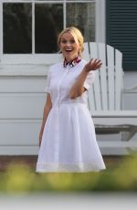 REESE WITHERSPOON on the Set of Draper James Photoshoot in Venice 01/22/2016