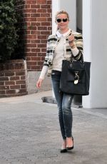 REESE WITHERSPOON Out and About in Los Angeles 02/04/2016