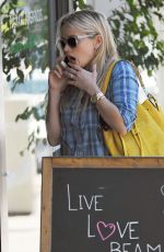 REESE WITHERSPOON Out and About in Los Angeles 02/25/2016