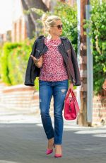 REESE WITHERSPOON Out in Los Angeles 02/10/2016