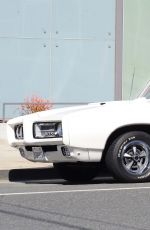 RITA WILSON Driving Her Classic GTO in Pacific Palisades 02/11/2016