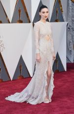ROONEY MARA at 88th Annual Academy Awards in Hollywood 02/28/2016