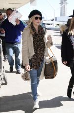 SARAH MICHELLE GERLLAR at Los Angeles International Airport 02/01/2016
