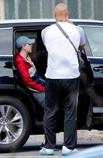 SCARLETT JOHNASSON Out in Wellington 02/01/2016