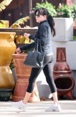 SHANNEN DOHERTY Out Shopping in Malibu 01/31/2016