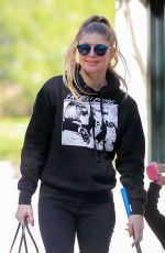 STACY FERGIE FERGUSON Out at a Park in Los Angeles 02/04/2016