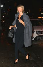 TAYLOR SWIFT Arrives at Blue Ribbon Restaurant in New York 02/21/2016