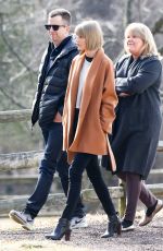 TAYLOR SWIFT Arrives in Reading 02/19/2016