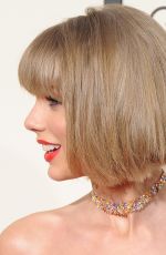 TAYLOR SWIFT at Grammy Awards 2016 in Los Angeles 02/15/2016