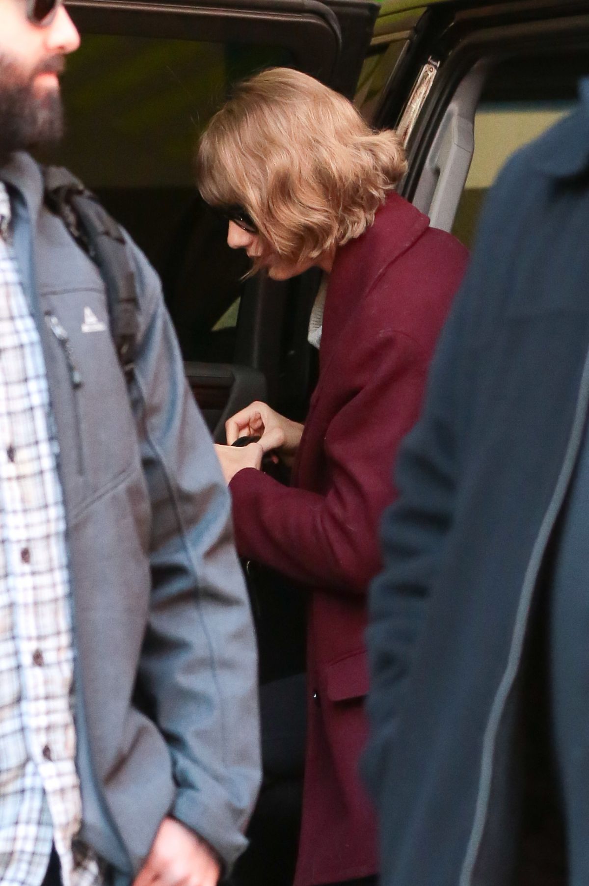 TAYLOR SWIFT Out and About in New York 02/22/2016 TAYLOR SWIFT Out and About in New York 02/22/2016