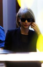 TAYLOR SWIFT Out for Lunch at Cecconi