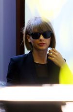 TAYLOR SWIFT Out for Lunch at Cecconi