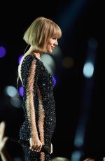 TAYLOR SWIFT Performs at 2016 Grammy Awards in Los Angeles 02/15/2016