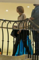 TAYLOR SWIFT Shopping at Barneys New York in Beverly Hills 02/17/2016