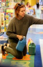 ALYSON HANNIGAN Shopping in Los Angeles 03/15/2016