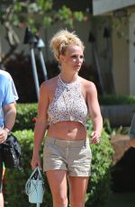 BRITNEY SPEARS Out Shopping in Hawaii 03/29/2016