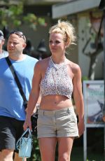 BRITNEY SPEARS Out Shopping in Hawaii 03/29/2016