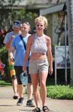 BRITNEY SPEARS Out Shopping in Hawaii 03/29/2016