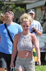 BRITNEY SPEARS Out Shopping in Hawaii 03/29/2016