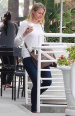 CAMERON DIAZ Out for Coffee at Starbucks in Studio City 03/21/2016