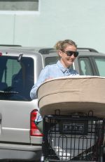 CAMERON DIAZ Shopping at Petco in Los Angeles 03/13/2016