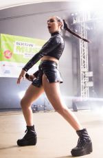 CHARLI XCX Performs at Soundexchange Showcase at SXSW 2016 in Austin 03/18/2016