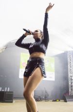 CHARLI XCX Performs at Soundexchange Showcase at SXSW 2016 in Austin 03/18/2016