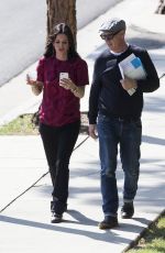 COURTNEY COX Heading to 