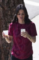 COURTNEY COX Heading to 