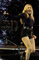 ELLIE GOULDING Performs at O2 Arena in London 03/24/2016