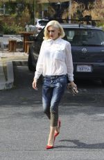 GWEN STEFANI Out and About in Culver City 03/04/2016