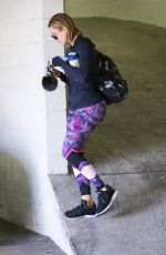 KHLOE KARDASHIAN Leaves a Gym in Beverly Hills 03/01/2016