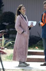 JENNFER GARNER on the Set of 