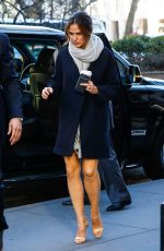 JENNIFER GARNER Leaves a Breakfast Coffee Shop in Manhattan 03/16/2016