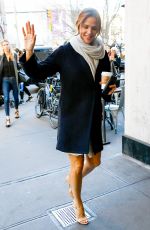 JENNIFER GARNER Leaves a Breakfast Coffee Shop in Manhattan 03/16/2016