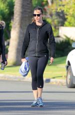 JENNIFER GARNER Leaves a Gym in Los Angeles 03/29/2016