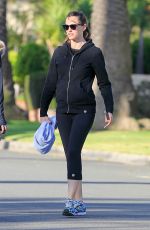 JENNIFER GARNER Leaves a Gym in Los Angeles 03/29/2016
