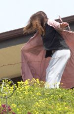 JENNIFER GARNER on the Set of 